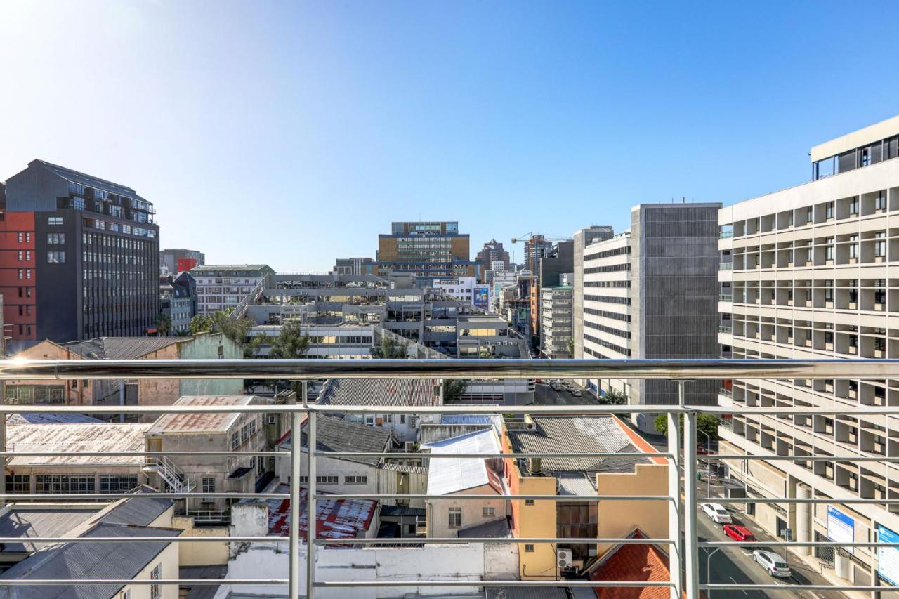 Backup-powered Colourfull Balcony Kaapstad